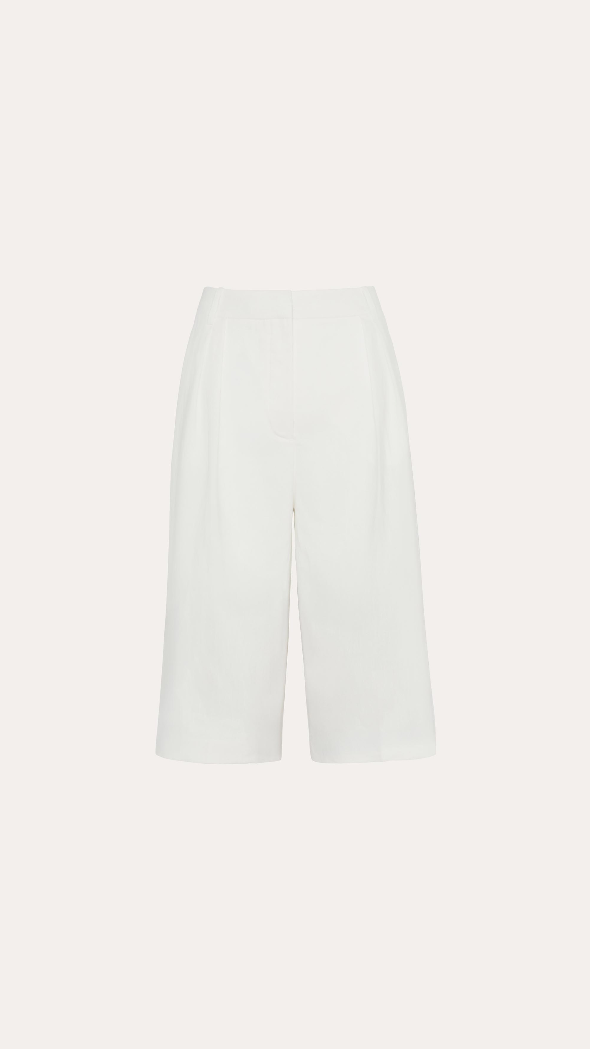Tina Linen Bermuda Shorts